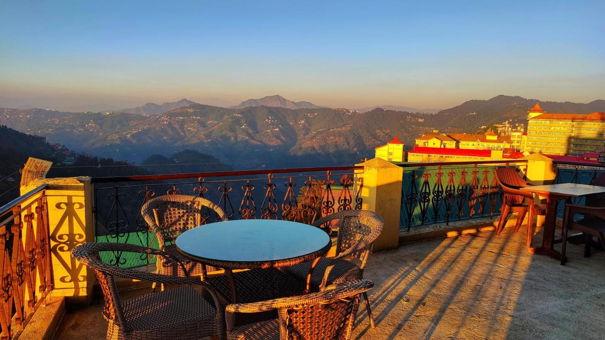 The Ashoka Inn 300Mts Walkable From Mall Road Shimla Ngoại thất bức ảnh
