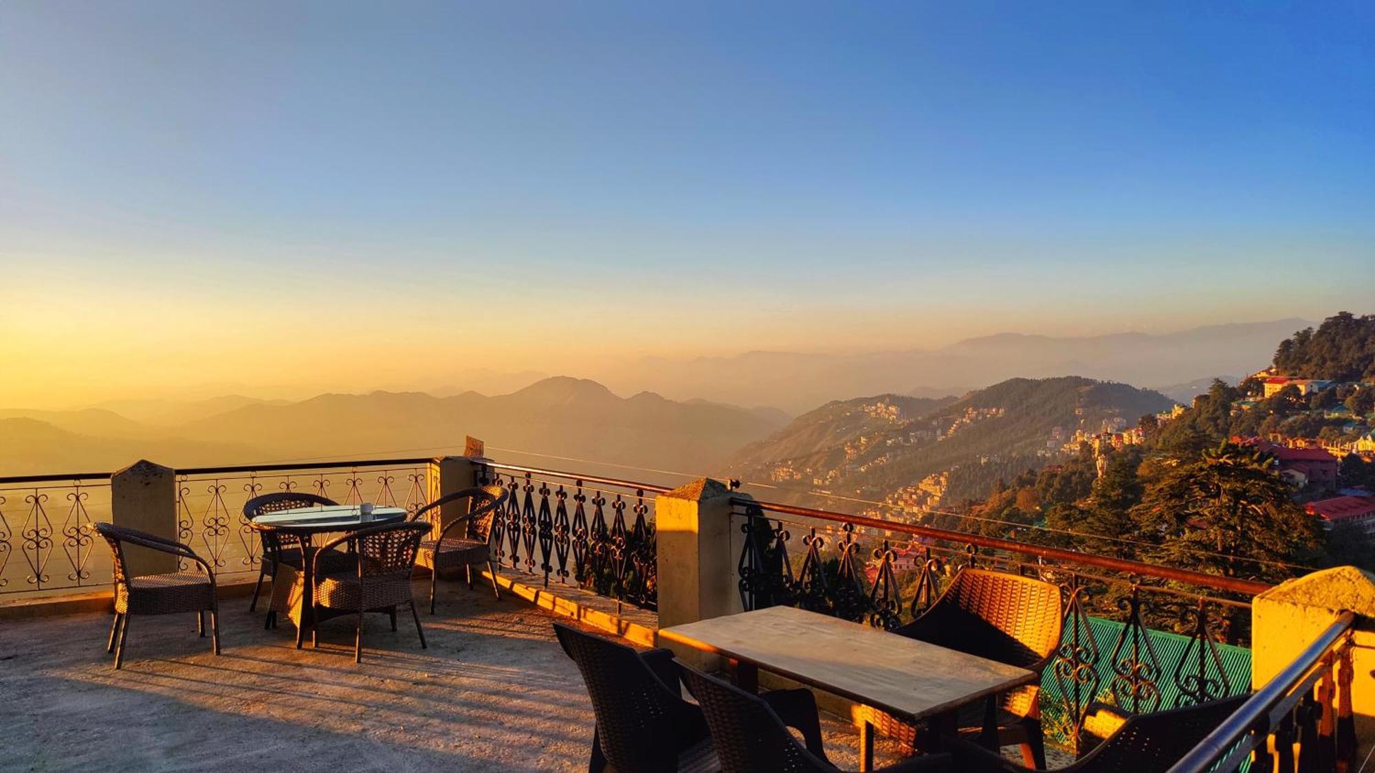 The Ashoka Inn 300Mts Walkable From Mall Road Shimla Ngoại thất bức ảnh