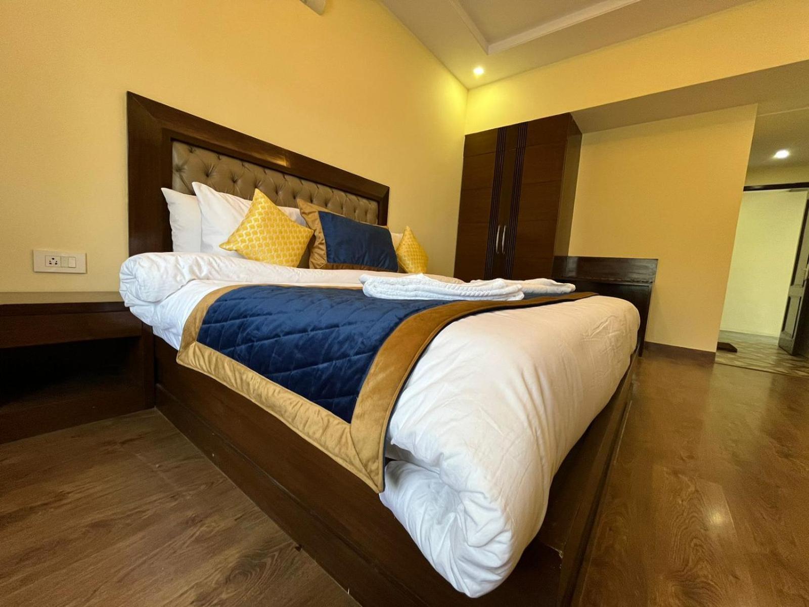 The Ashoka Inn 300Mts Walkable From Mall Road Shimla Ngoại thất bức ảnh
