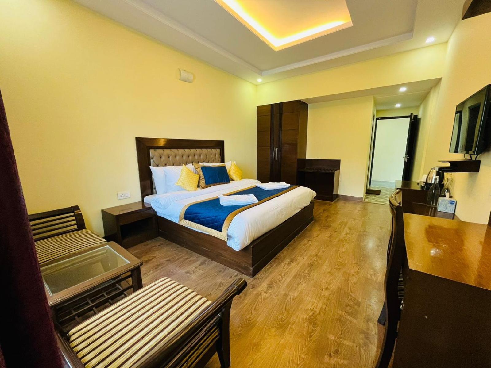 The Ashoka Inn 300Mts Walkable From Mall Road Shimla Ngoại thất bức ảnh