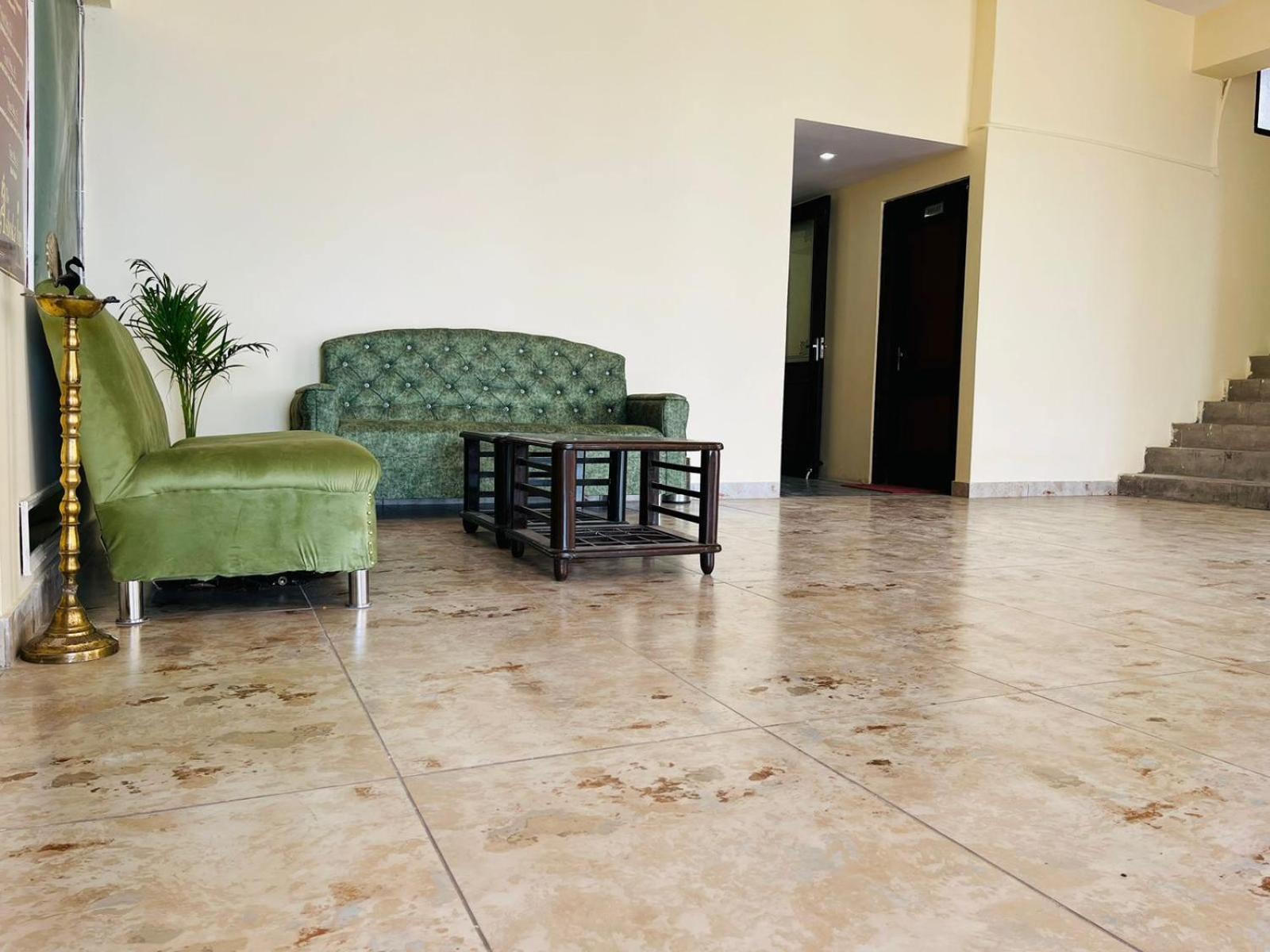The Ashoka Inn 300Mts Walkable From Mall Road Shimla Ngoại thất bức ảnh