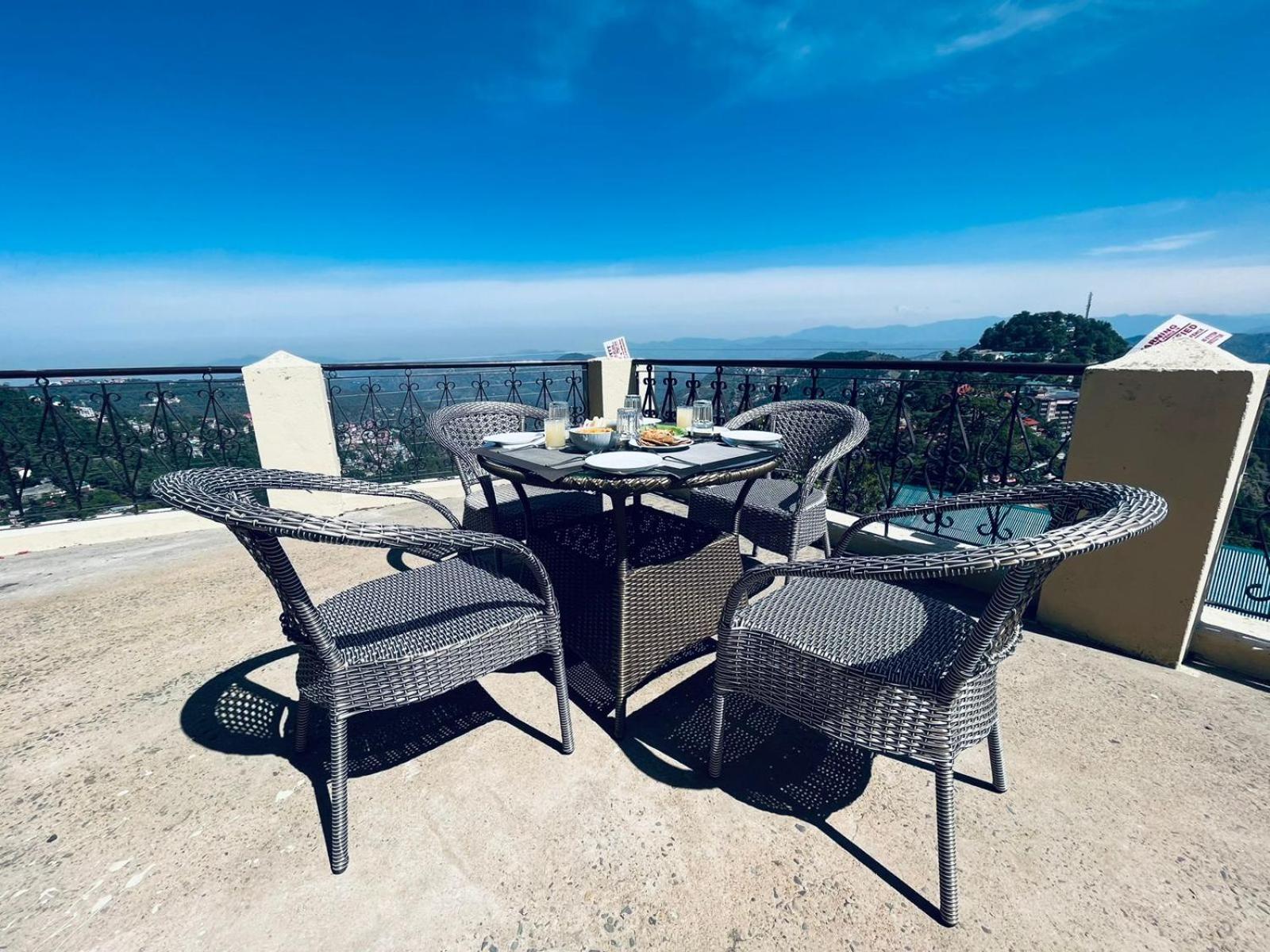 The Ashoka Inn 300Mts Walkable From Mall Road Shimla Ngoại thất bức ảnh