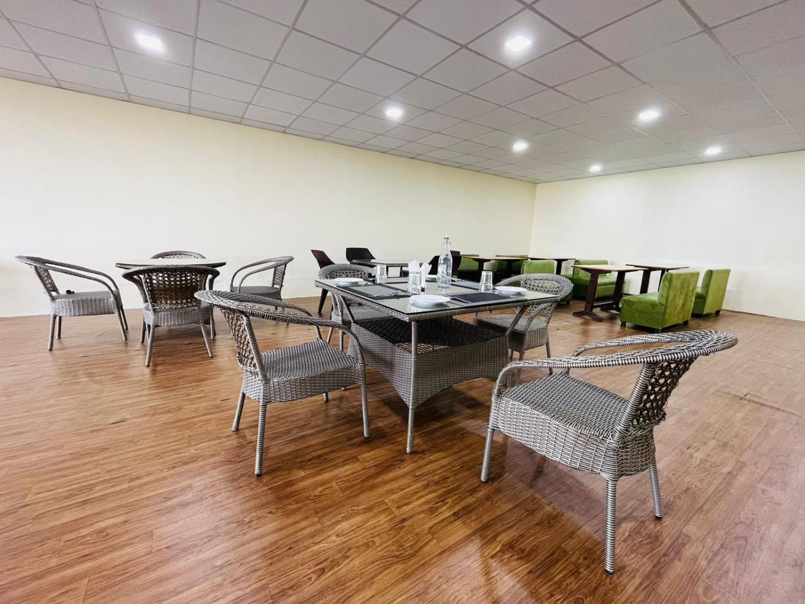 The Ashoka Inn 300Mts Walkable From Mall Road Shimla Ngoại thất bức ảnh